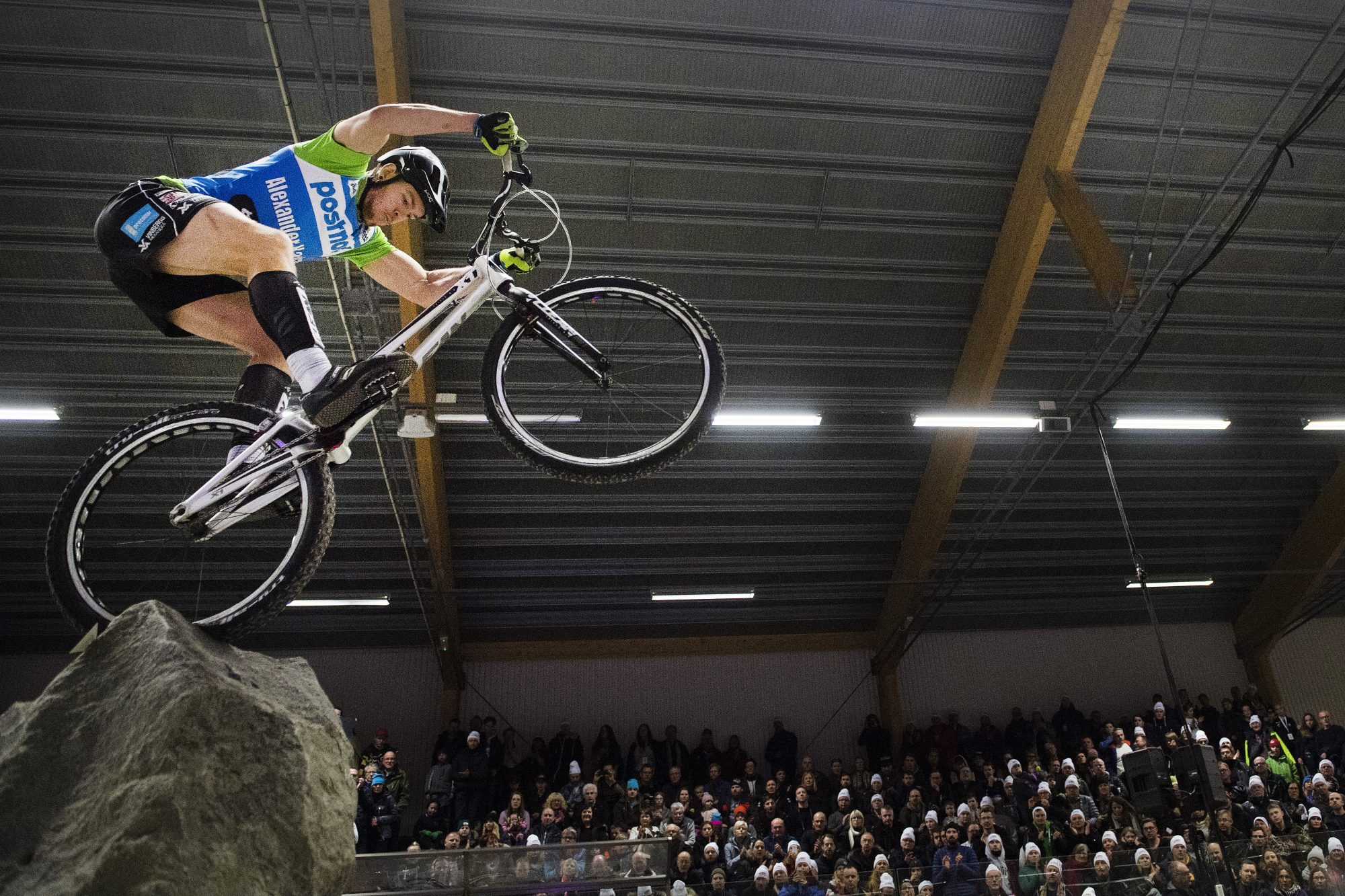 Tävlande under finalen i cykeltrial dag fyra av SM-veckan den 4 februari 2017 i Söderhamn.